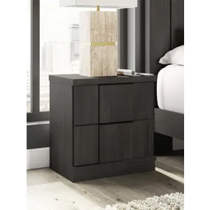 Shaehartin Nightstand
