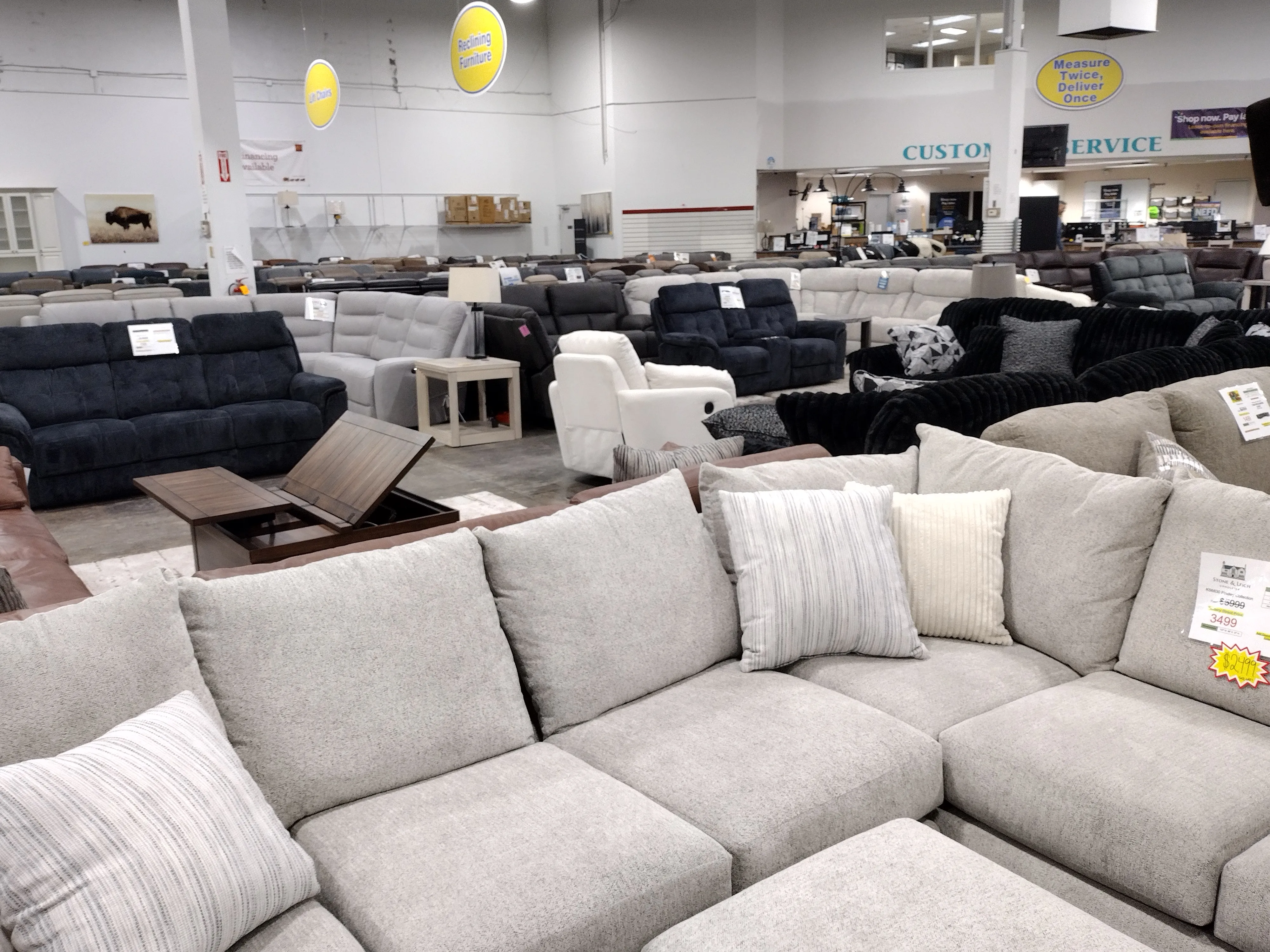 Break Up the Winter Doldrums With a Living Room R