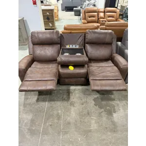 Manual Reclining Loveseat with Center Drop Down Console