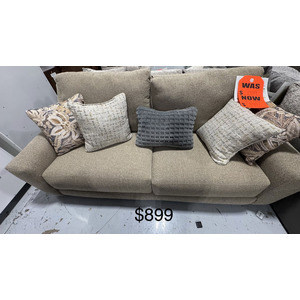 Deluxe Loveseat