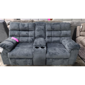 Reclining Loveseat with Center Console