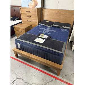 5-Piece Queen Bedroom Set