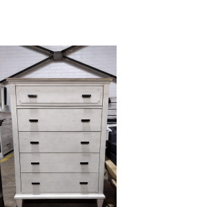 Newport Chest