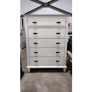 Newport Chest