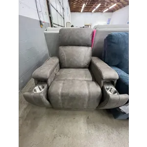 Dual Power Recliner with Hidden Cupholders