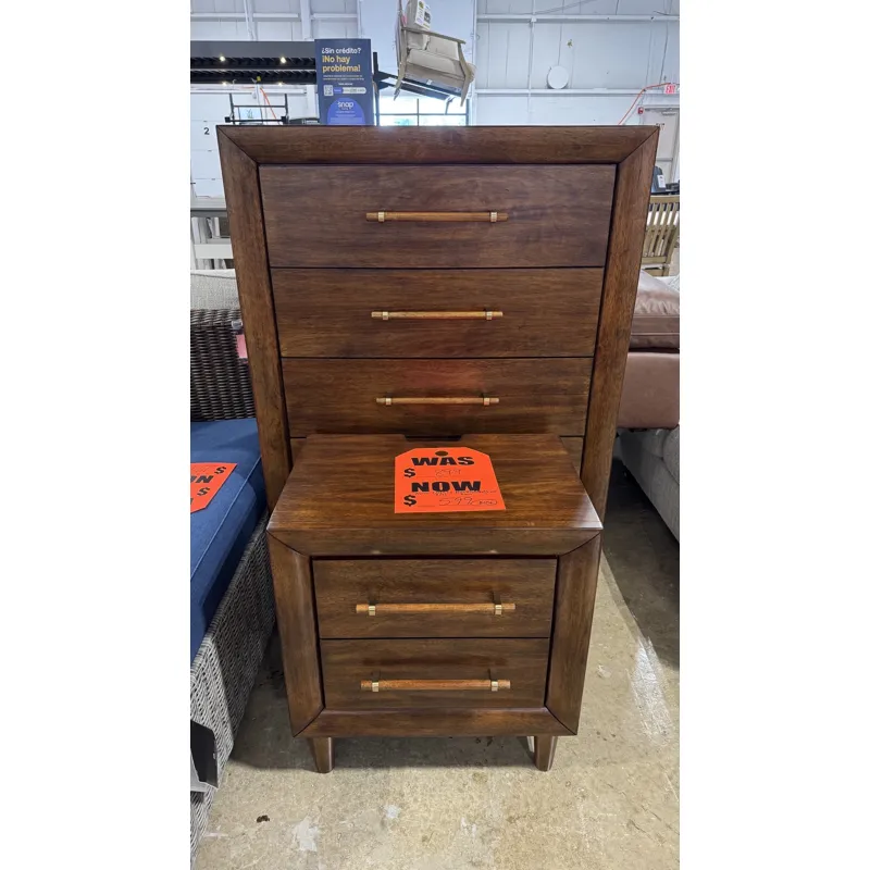 Chest of Drawers with Nightstand