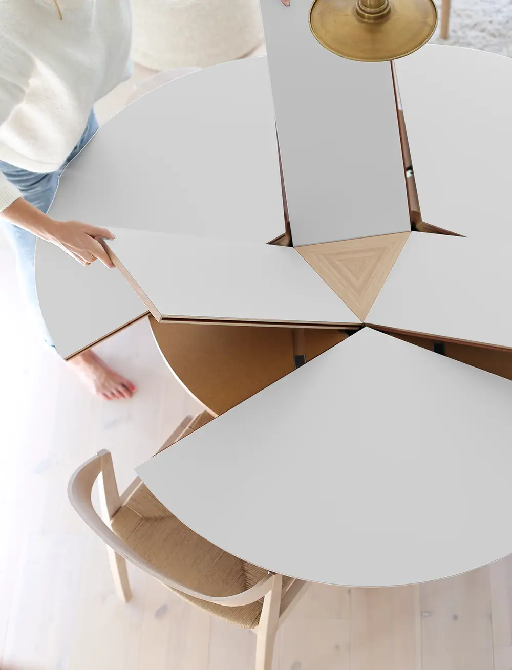A customizable table