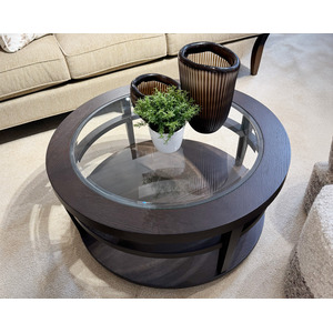COCKTAIL TABLE ROUND