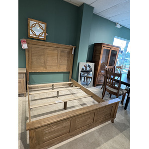 Queen Bed