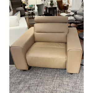 EMILY V2 WIDE ARM POWER CHAIR