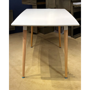 WHITE DINING TABLE W/LEGS