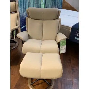 MAGIC LARGE SIGNATURE CHAIR &