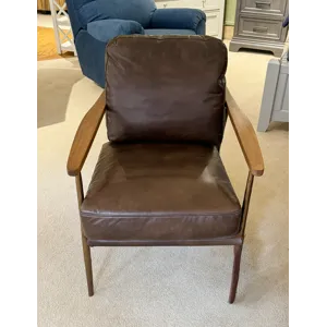 CLUB CHAIR TRUFFLE BROWN LEATH