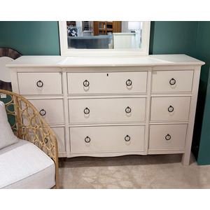 DRESSER & MIRROR