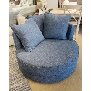 LARGE ROUND SWIVEL CHAIR