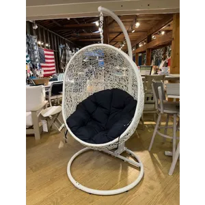 WHITE & & NAVY OUTDOOR SWING