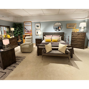 EMMERSON BEDRM WITH CHEST