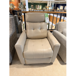 Power Recliner with Adjustable Headrest
