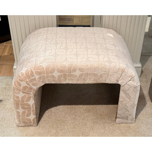 OTTOMAN UNDERSIDE: F-001710-1