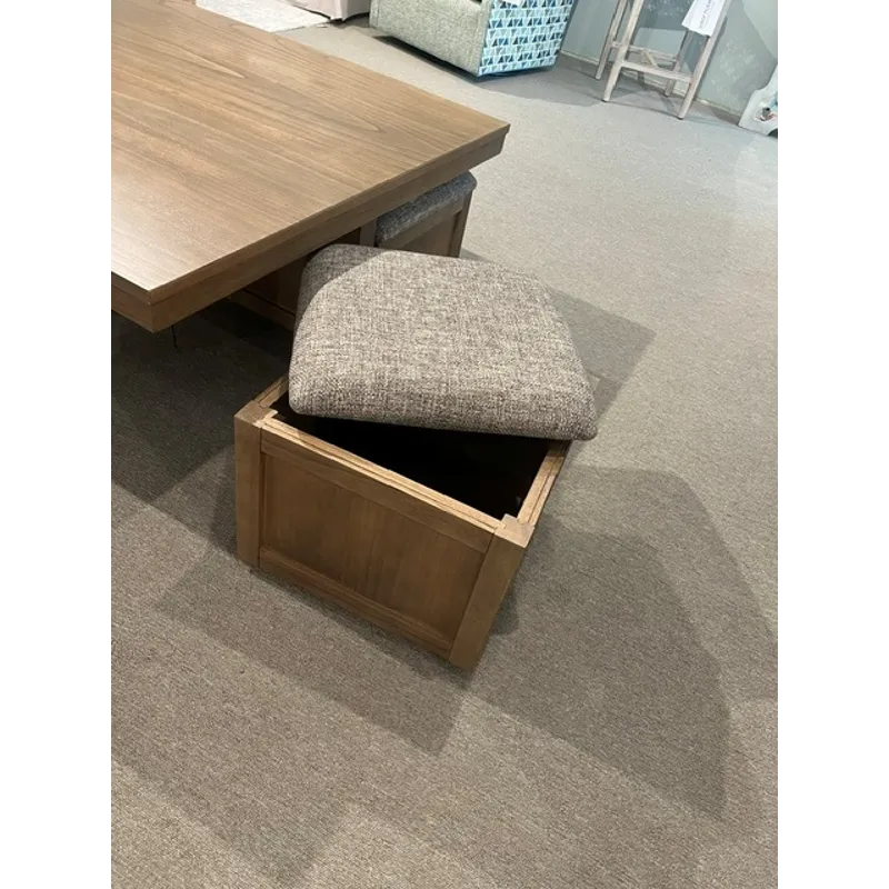 COCKTAIL TABLE WITH 4 STOOLS