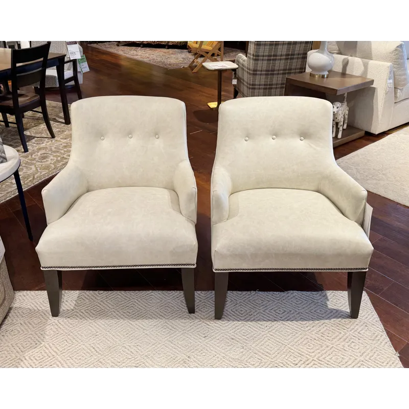 ACCENT LEATHER CHAIR