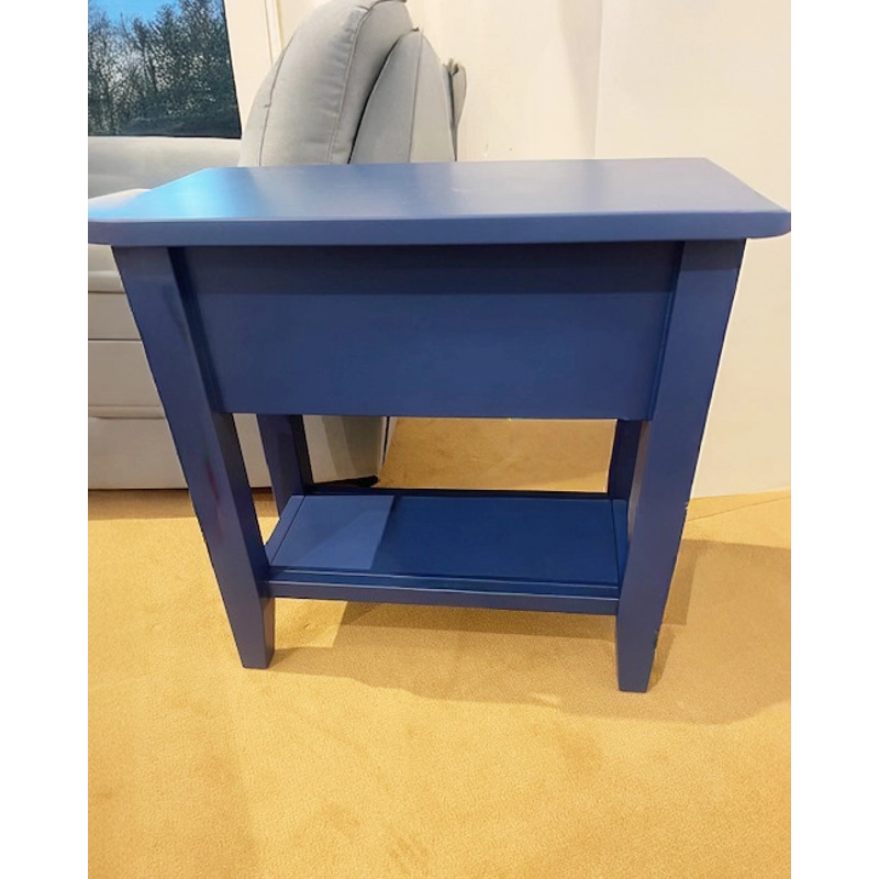 CHAIRSIDE TABLE