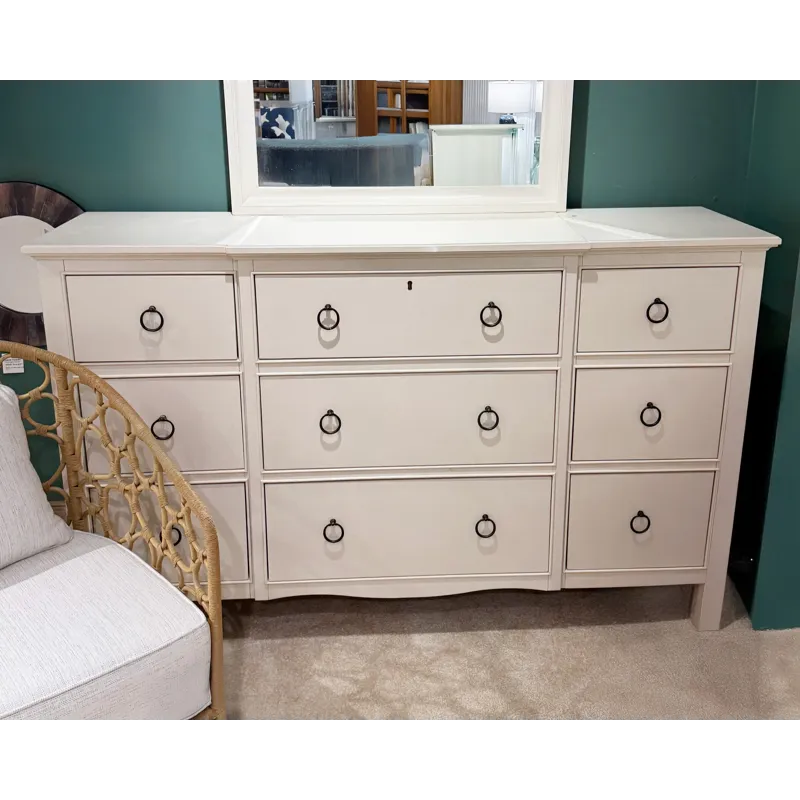 DRESSER & MIRROR
