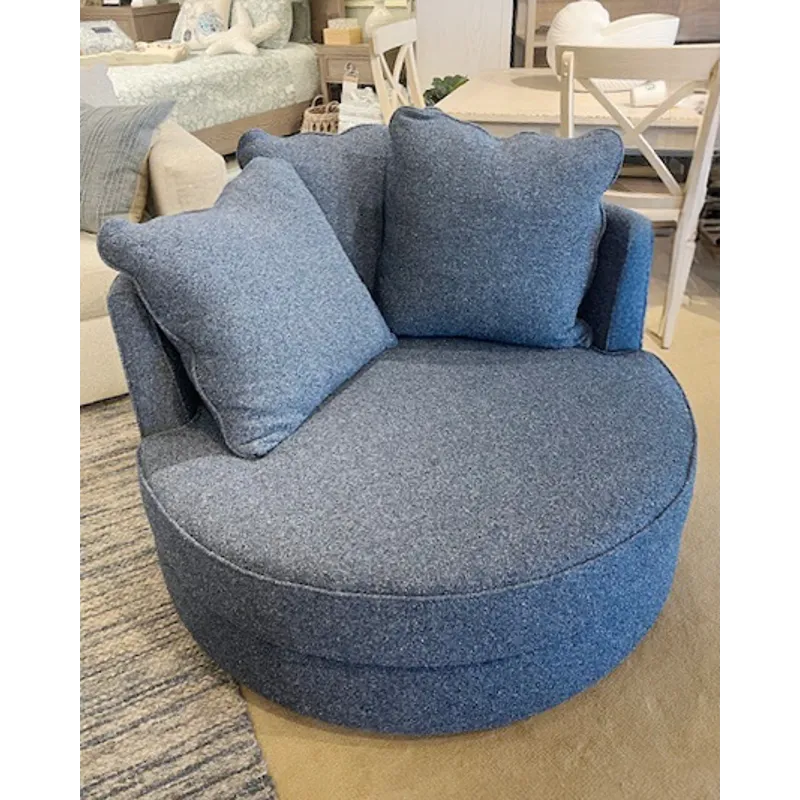 LARGE ROUND SWIVEL CHAIR