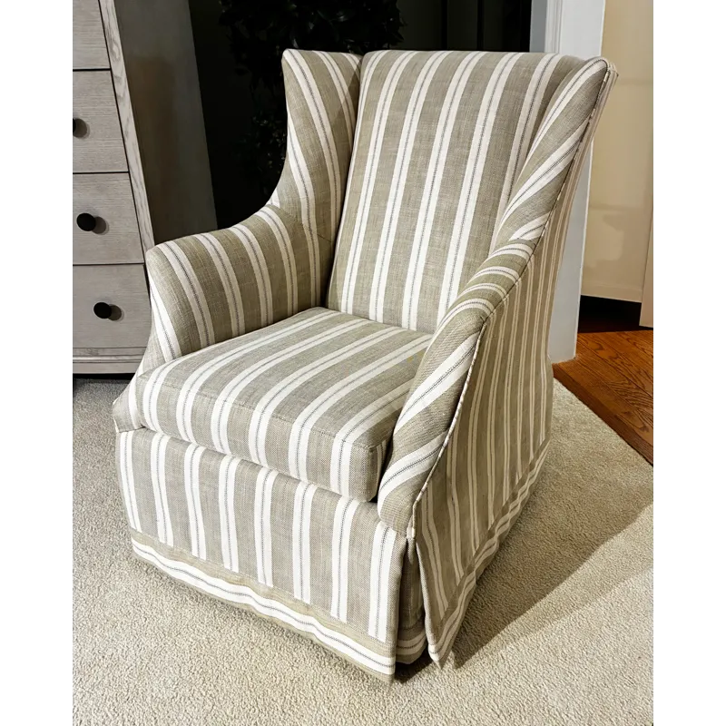 SWIVEL GLIDER W/SKIRT BAND