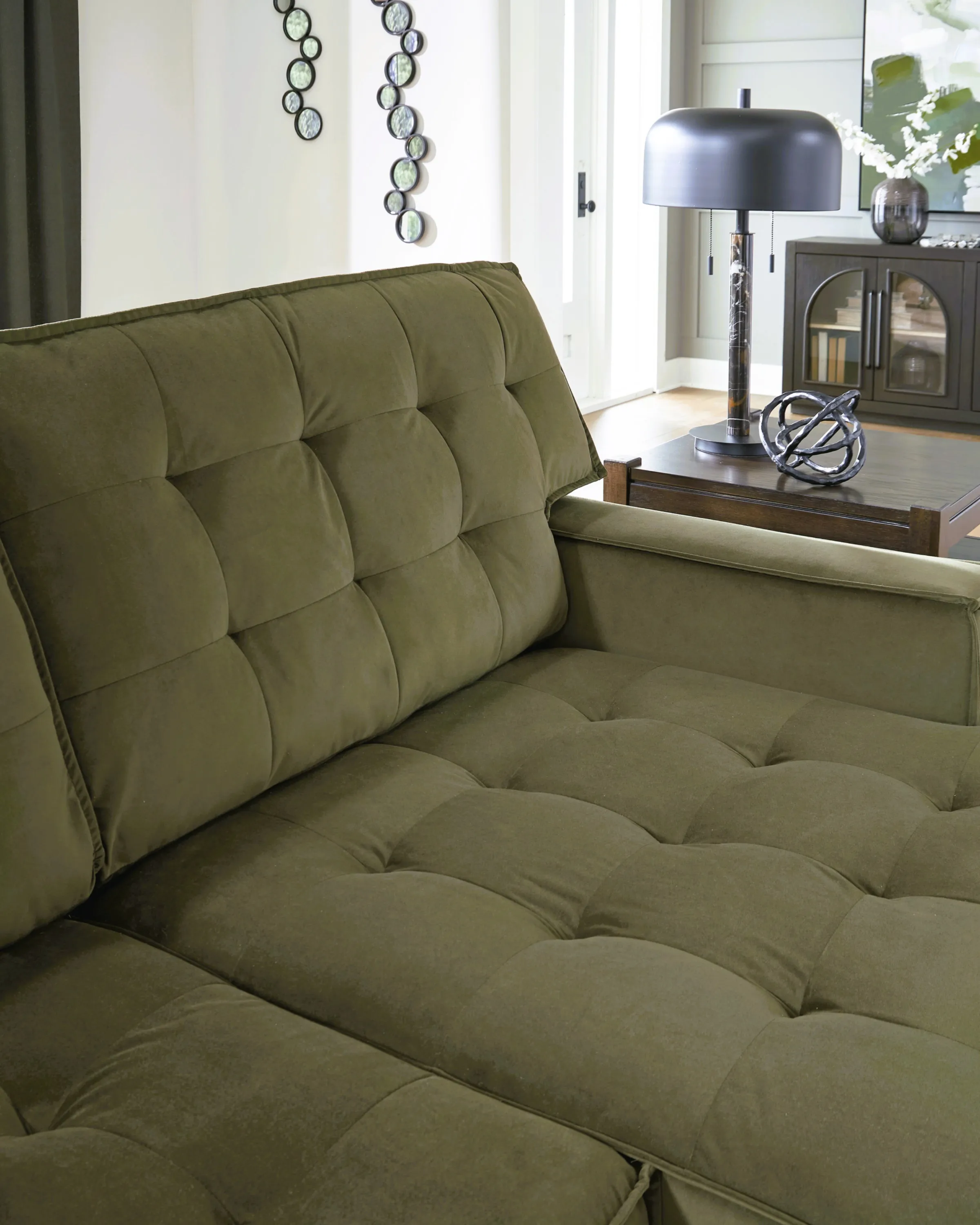 Unavailable: Chalcombe 2-Piece Sectional with Chaise 61702S2 by