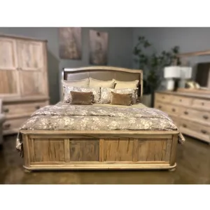 Kingsport Upholstered King Bed w/Low Footboard
