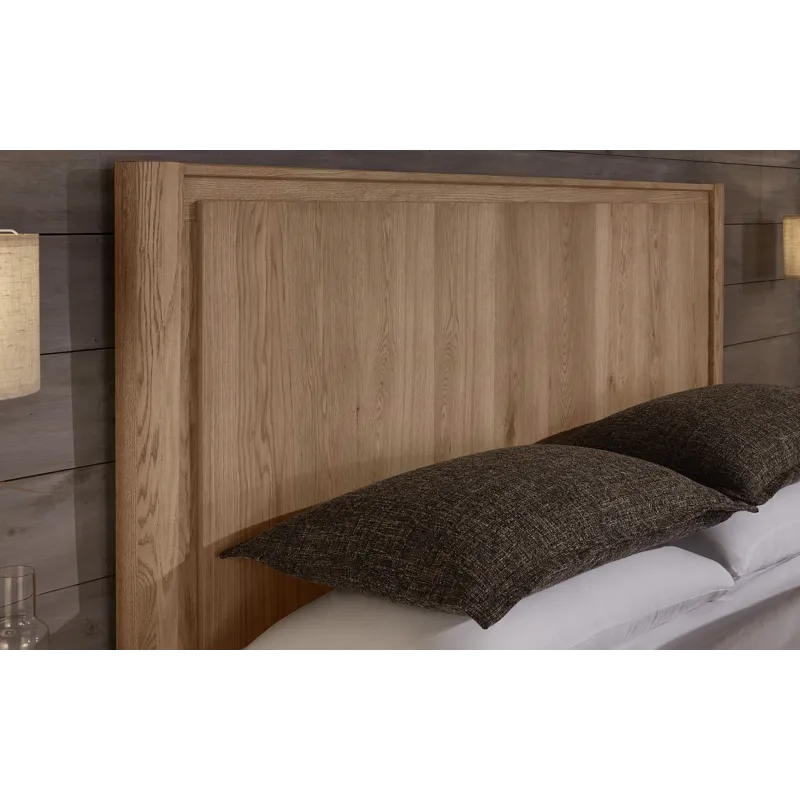 Lodge &amp; Loft-Blond Oak Radius Poster Bed With Footboard Storage - Queen