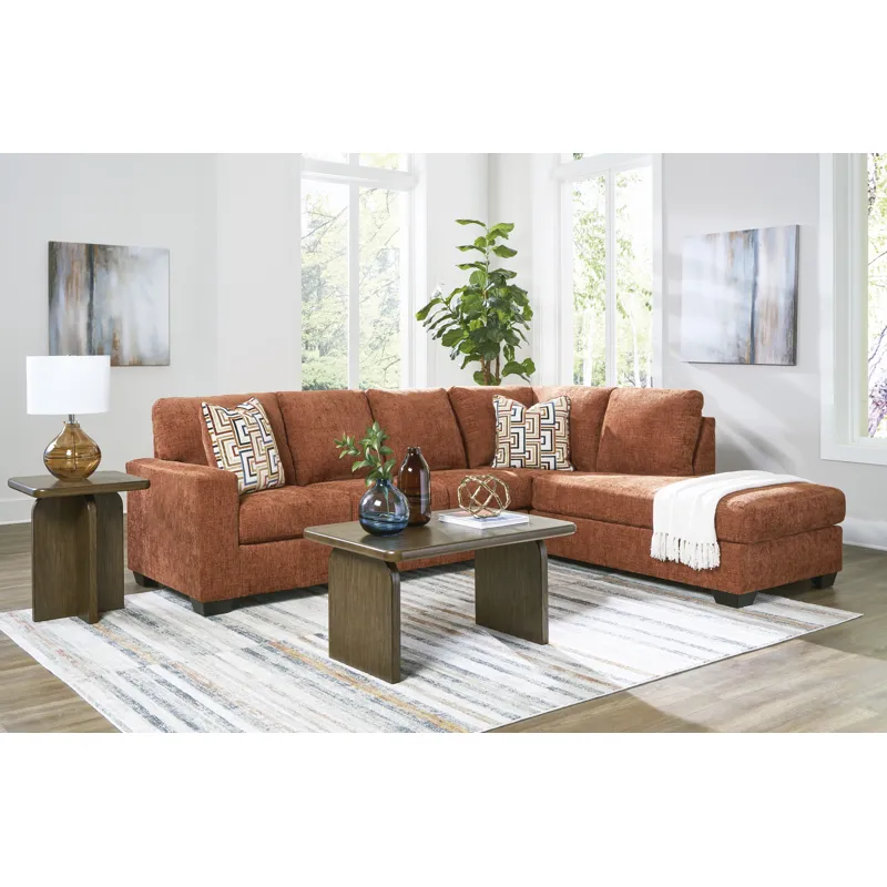 Aviemore 2-Piece Sectional with Chaise