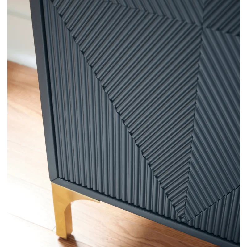 Loirwick Accent Cabinet