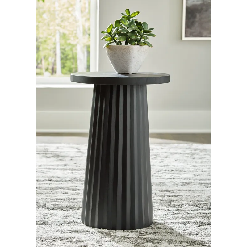 Ceilby Accent Table