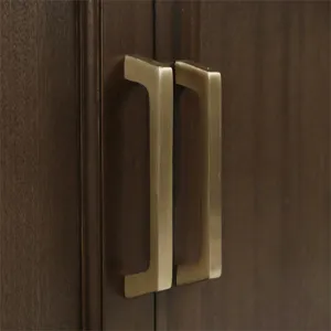 757639987