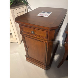 Chairside Chest