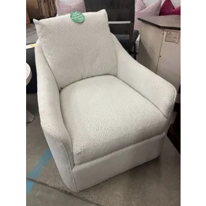 Barrie swivel chair