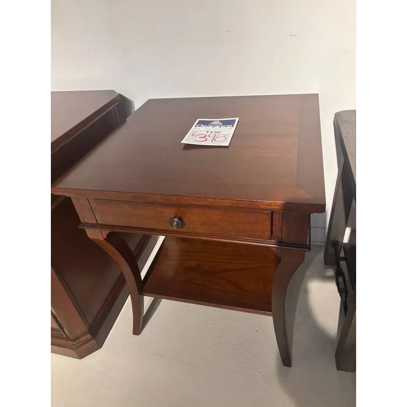 Hekman End Table 