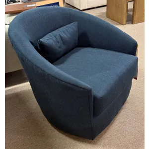 Benjamin Swivel Chair