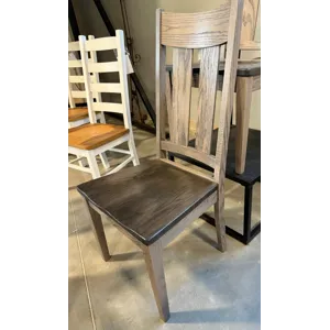 Set of 4 Amish Dining Chairs