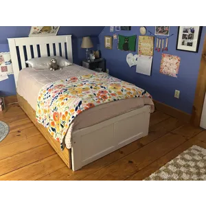 York Twin Platform Bed - White