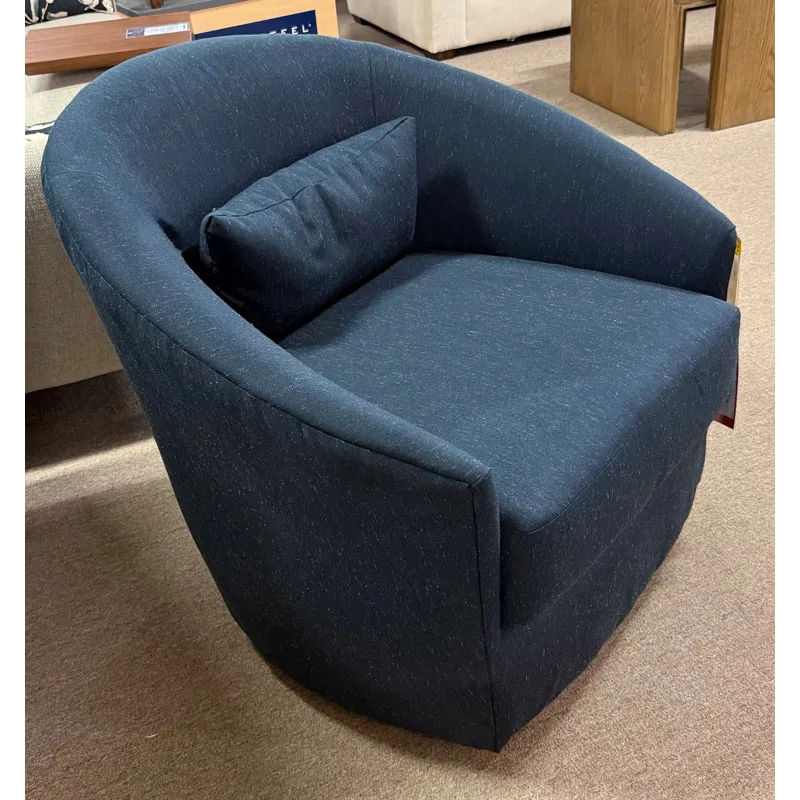 Benjamin Swivel Chair