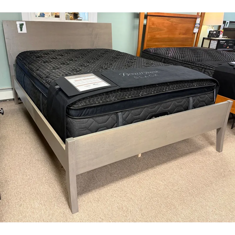 Dover Queen Platform Bed w/Low Footboard