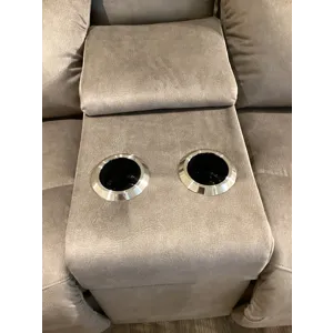 James Reclining Loveseat w/ Console - i-Kudos Mocha