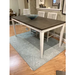 Unite family and friends around a nice meal Dining Tables