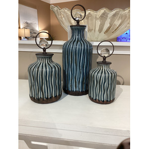 Mathias Bottles S/3