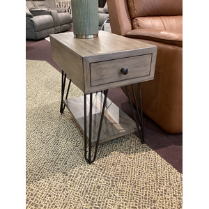 Sanbern Chairside Table