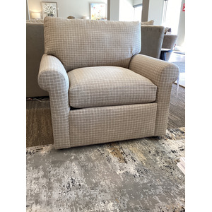 Dorian Regular Depth Chair