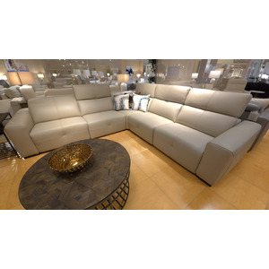 Axel 5 PC Power Reclining Sectional